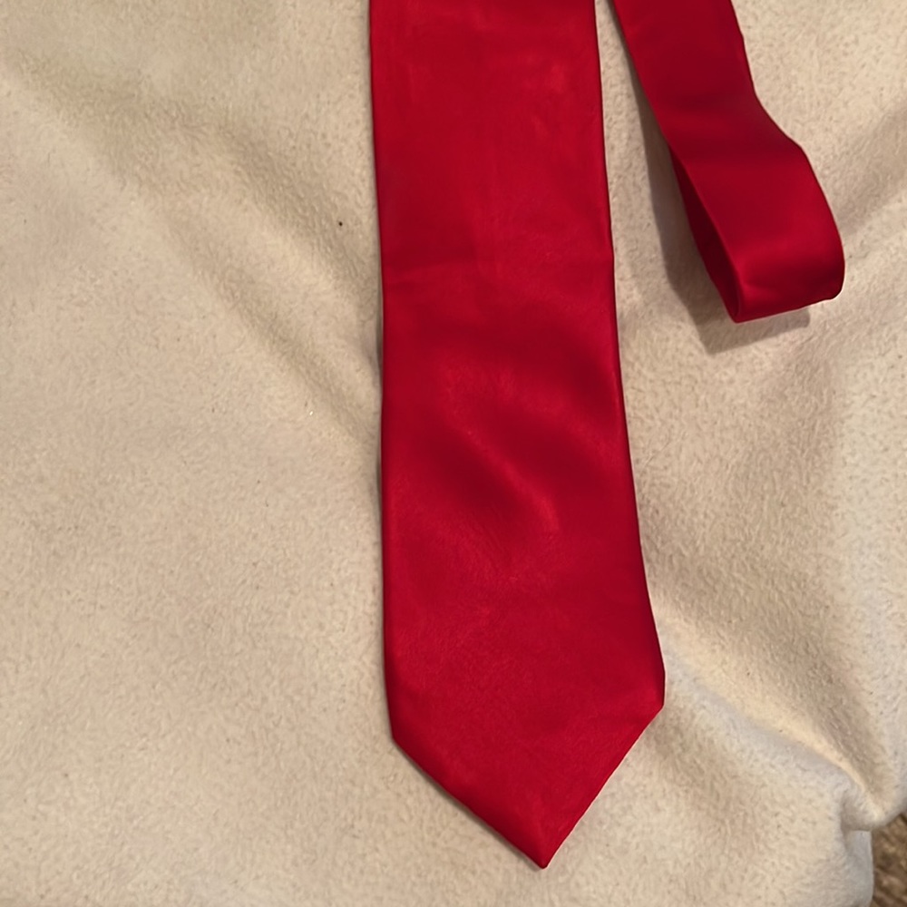 ❤️ Red tie - Picture 2 of 3